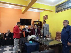 تكريم الطلاب ذوي الهمم الحاصلين على شهادة محو الأمية بمركز شباب إمبابة