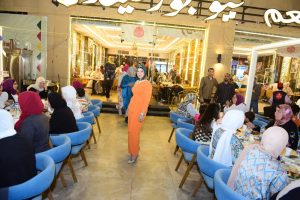 «في الخير اتجمعنا».. حفل إفطار لجمع التبرعات لتجهيز العرائس اليتيمات مجانًا