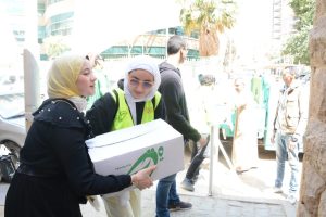 شركاء الخير للعام الثامن | بالصور .. زيارة طلابية مع نجوم الفن والرياضة لدعم أطفال مستشفى السرطان 57357