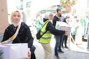 شركاء الخير للعام الثامن | بالصور .. زيارة طلابية مع نجوم الفن والرياضة لدعم أطفال مستشفى السرطان 57357