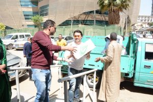 عميد الكرة المصرية يشارك مؤسسة حياة وجامعة المستقبل في زيارة إنسانية لمستشفى 57357