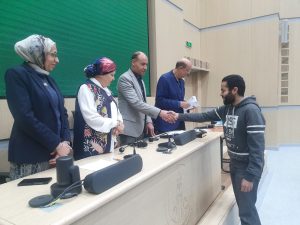 تكريم حفظة القرآن الكريم من أطباء جامعة عين شمس