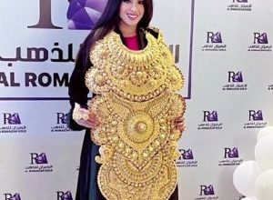 قيمته 33 مليون جنيه.. فتاة سعودية تثير الجدل بارتداءها أكبر طقم ذهب