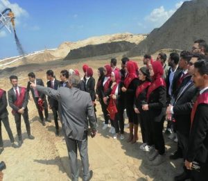 طلاب جامعة المستقبل يشاركون فى الزيارات الميدانية لعدد من المشروعات القومية والوحدات العسكرية