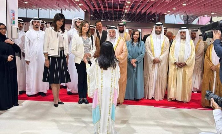 د. سلطان القاسمي يزور جناح مؤسسة فاهم بمهرجان "الشارقة القرائي للطفل 1 د. سلطان القاسمي يزور جناح مؤسسة فاهم بمهرجان "الشارقة القرائي للطفل