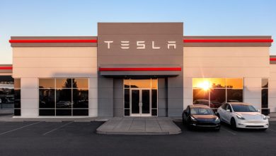 تسلا تقدم خصومات على سياراتها الكهربائية