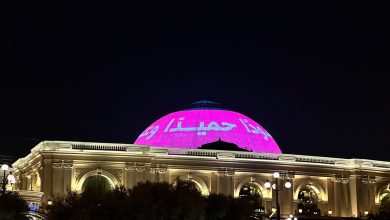 قطر: وزارة التعليم ترحب بالطلاب برسائل تحفيزية على أشهر معالم الدوحة