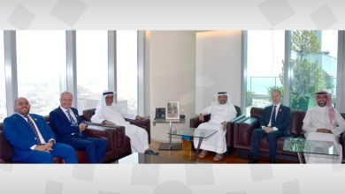 البحرين: وزير النفط والبيئة يؤكد أهمية التعاون مع المؤسسات المصرفية لدعم مشاريع التنمية المستدامة