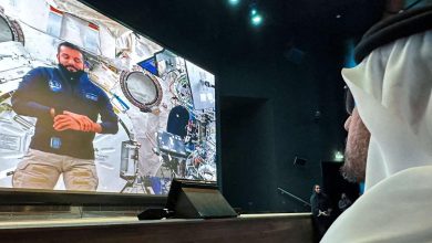 الإمارات تحتفي بعودة رائد الفضاء سلطان النيادي