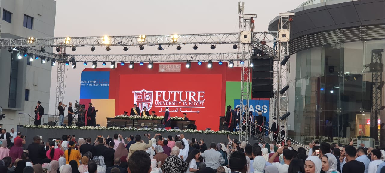 جامعة المستقبل في مصر تحتفل بتخريج دفعة جديدة بكلياتها الستة