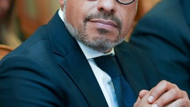 رائد الأعمال أسامة شاهين يثمن قرار الحكومة بنشر أجهزة "الرجفان" في 7 أماكن مختلفة بالدولة 