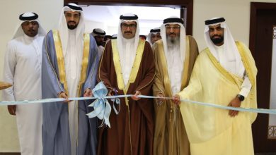 البحرين: محافظ الجنوبية يفتتح معرض مشاريع برنامج السجون المفتوحة