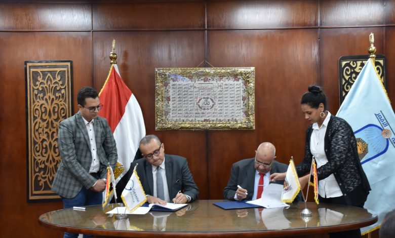 جامعة الأقصر توقع مذكرة تفاهم لدعم الطلاب وتحقيق أهداف التنمية المستدامة 1 جامعة الأقصر توقع مذكرة تفاهم لدعم الطلاب وتحقيق أهداف التنمية المستدامة