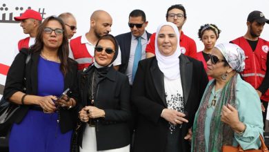 د. راندا رزق تشارك في إطلاق قافلة "نتشارك من أجل الإنسانية" لإغاثة غزة