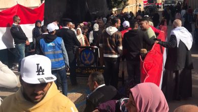 تزايد الإقبال على اللجان الانتخابية فى حدائق حلوان والمعصرة لليوم الثاني