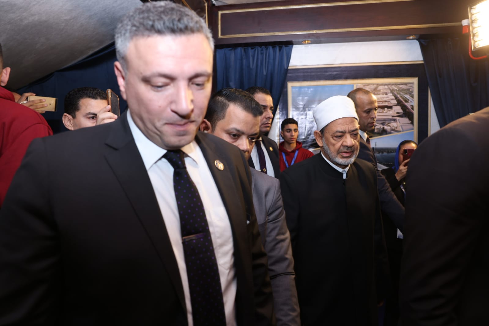 انتخابات الرئاسة 2024| شيخ الأزهر يدلي بصوته في الانتخابات الرئاسية بمصر الجديدة