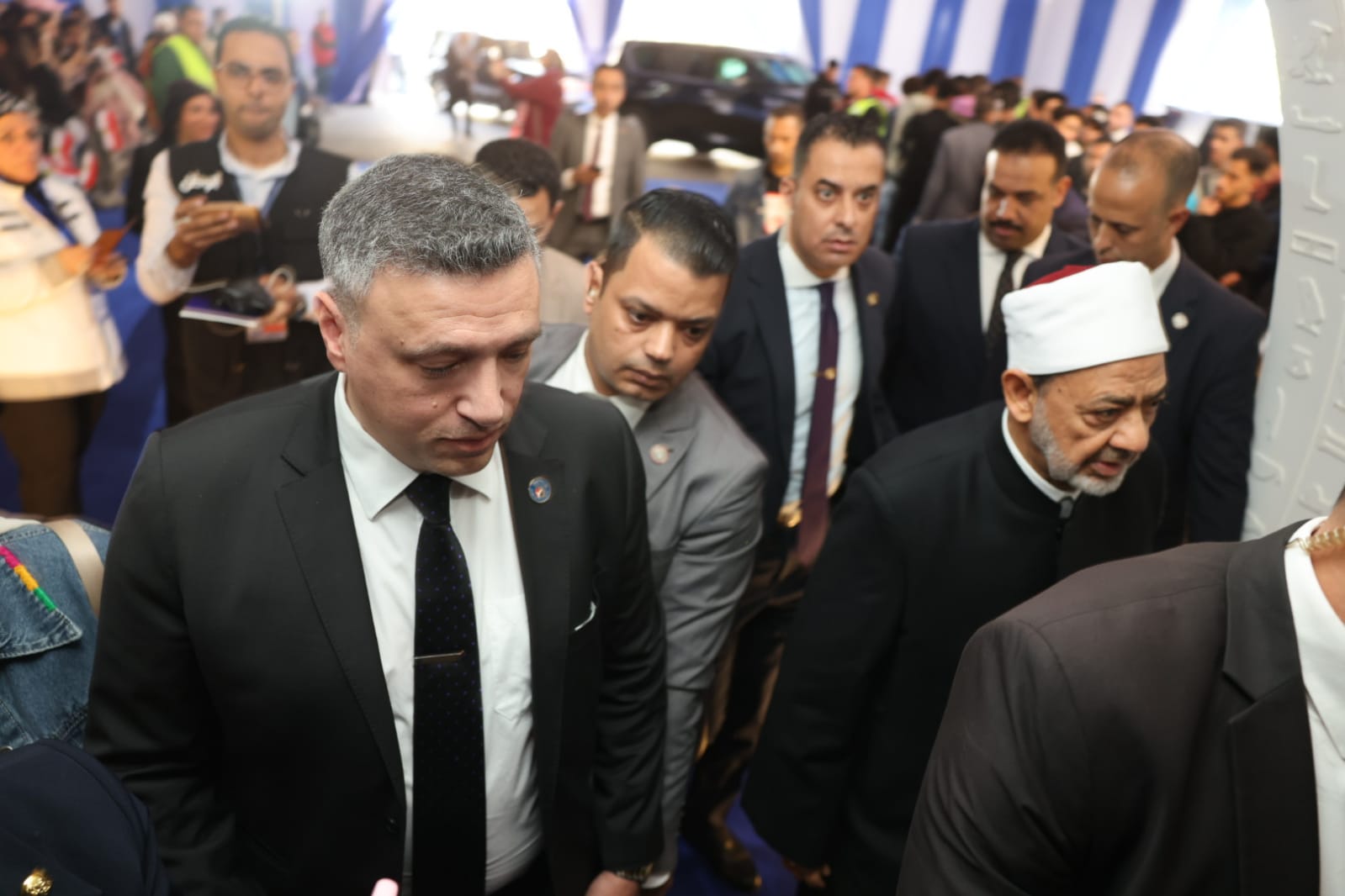 انتخابات الرئاسة 2024| شيخ الأزهر يدلي بصوته في الانتخابات الرئاسية بمصر الجديدة
