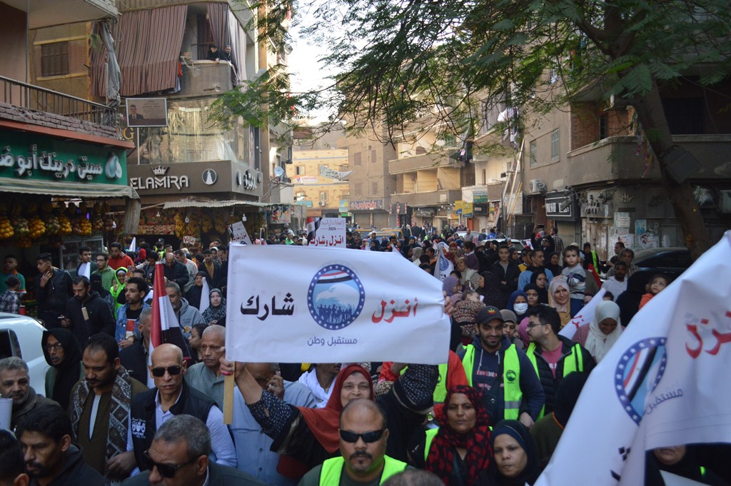 خاص بالصور| انتخابات الرئاسة 2024.. أجواء احتفالية أمام مدرسة البحوث بالدقي