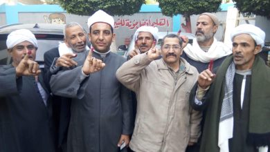 توافد المواطنين للإدلاء بأصواتهم بمدرسة أحمد بدوي بالبساتين