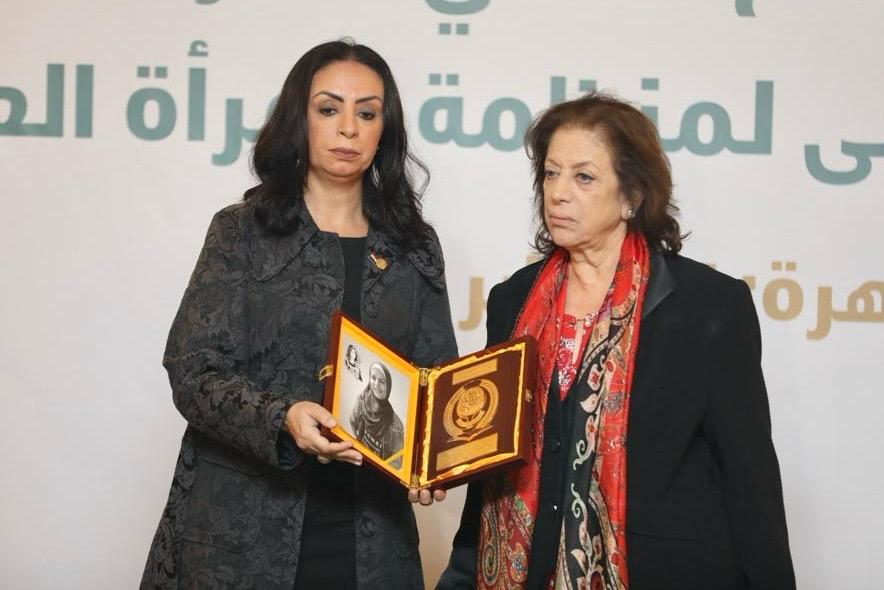 منظمة المرأة العربية تعلن أسماء الفائزات بجائزة الإعلامية الشهيدة شيرين أبو عاقلة