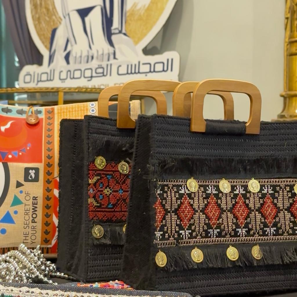 "قومي المرأة" ينظم معرضًا للمنتجات المصنوعة بأيدي سيدات من محافظات مصر المختلفة