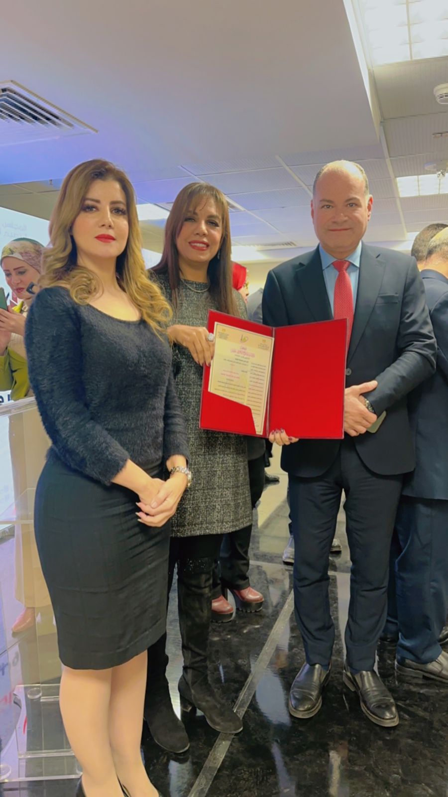 بالصور| بوابة "أربيان يوتوبيا" تحتفل بتسلم رخصة المجلس الأعلى لتنظيم الإعلام