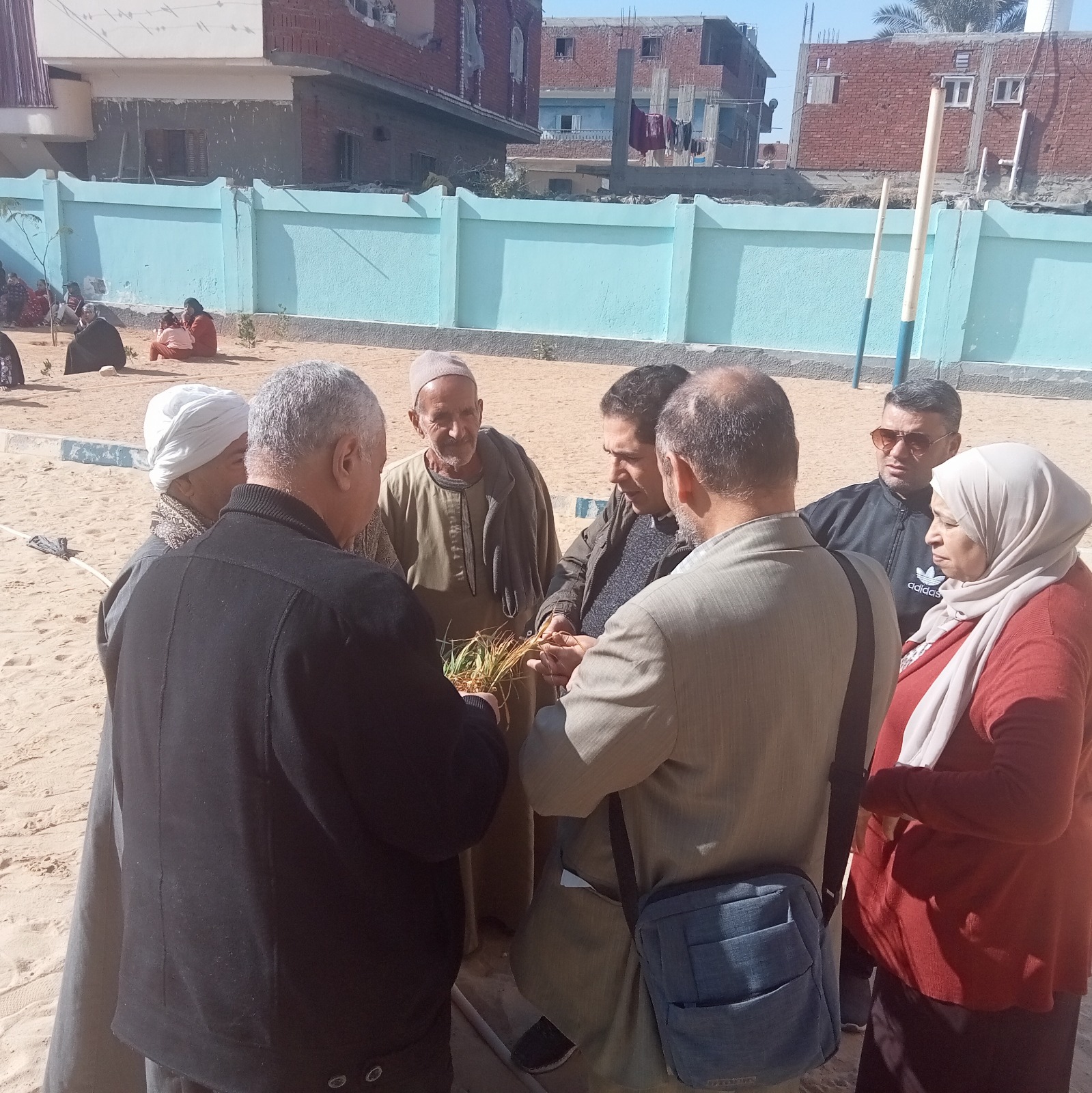 جامعة قناة السويس تطلق شاملة لقرية "الكوع بأم عزام" بمدينة القصاصين بالإسماعيلية