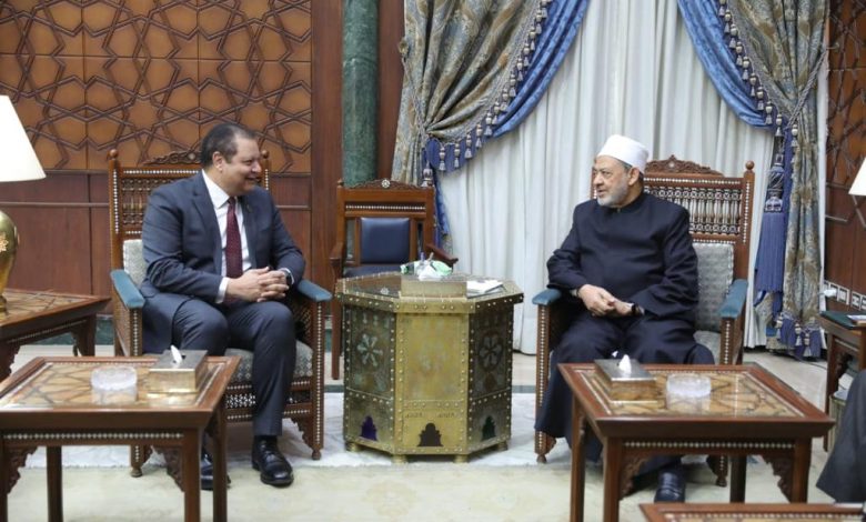 شيخ الأزهر يستقبل رئيس الهيئة العامة للاعتماد والرقابة الصحية 1 شيخ الأزهر يستقبل رئيس الهيئة العامة للاعتماد والرقابة الصحية