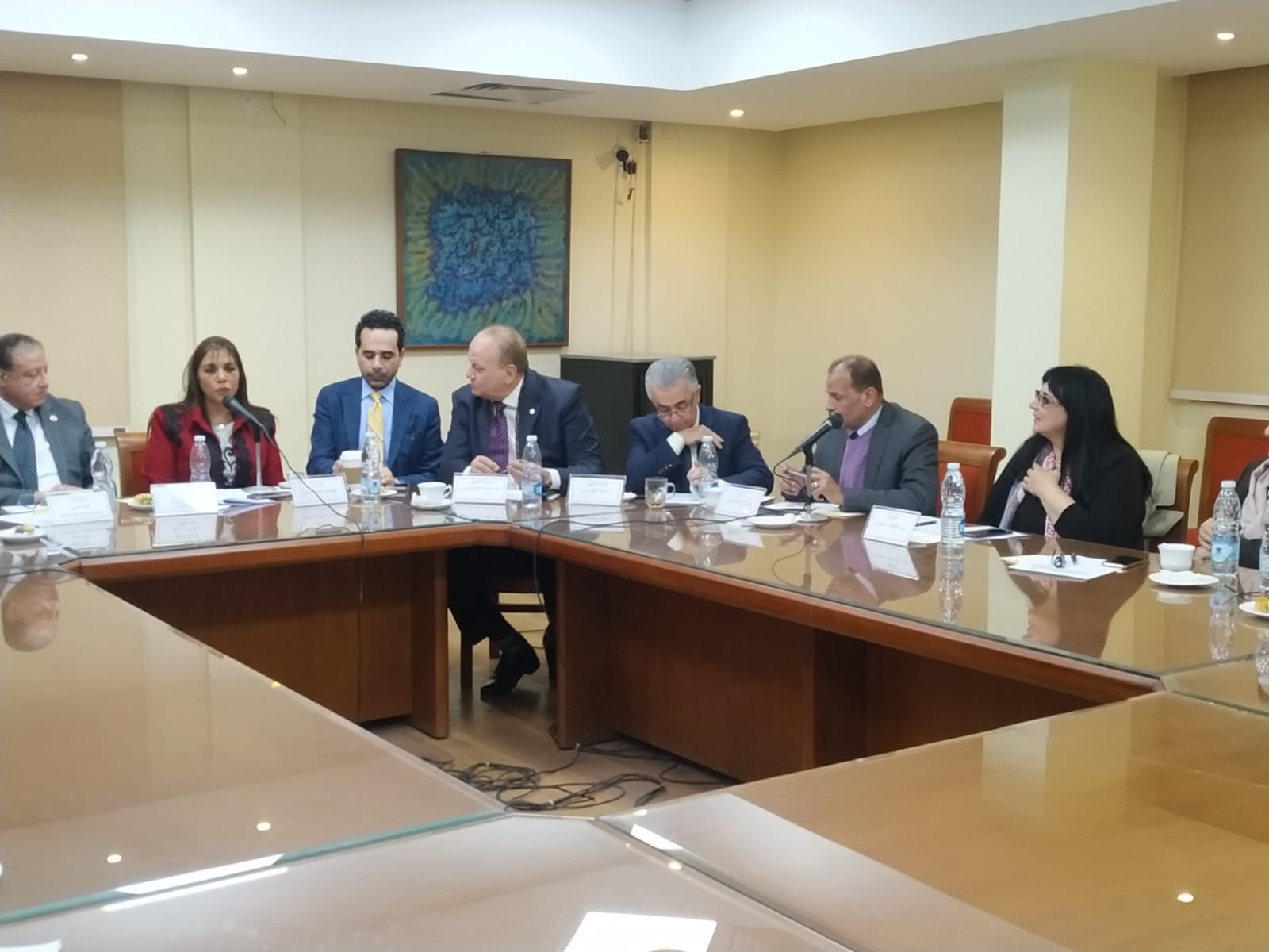 بالصور| د. راندا رزق تدير مائدة مستديرة بعنوان "المكاتب الإعلامية والثقافية فى الخارج بين الواقع والمأمول"