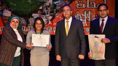 الاحتفال بتوزيع الجوائز على الفائزين بمسابقة الرسم السنوية "لمحات من الهند"