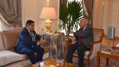 أبو الغيط يستقبل وزير الدولة البريطاني لشؤون الشرق الأوسط وشمال افريقيا