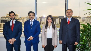رانيا المشاط تجتمع مع السفير القطرى ورئيس مؤسسة "صلتك" لبحث جهود تمكين الشباب