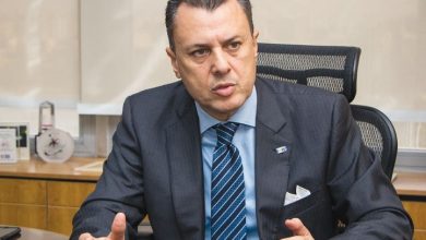 وزير السياحة والآثار يدعو لضرورة العمل على زيادة حجم الطاقة الفندقية العائمة الموجودة في مصر