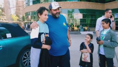 الفنان "شيكو" يزور أطفال مستشفى سرطان الأطفال 57357