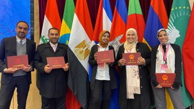 الجامعات التكنولوجية تشارك في سيمينار "الاقتصاد الأخضر والحماية البيئية" بالصين