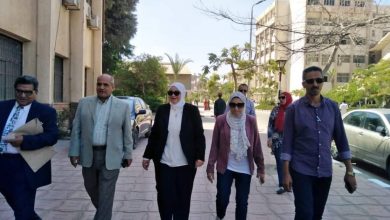 ضمن مبادرة حياة كريمة.. نائب رئيس جامعة الزقازيق لشئون البيئة تتابع تجهيزات القافلة التنموية الشاملة لقرية نبتيت مركز مشتول السوق بالشرقية 