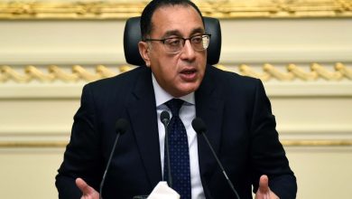 رئيس الوزراء يشدد على ضرورة وجود مُوجة انخفاضات أخرى في الأسعار بعد العيد