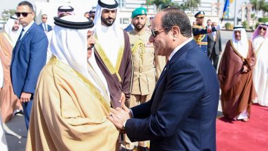 الرئيس السيسي يودع العاهل البحرينى في ختام زيارته لمصر