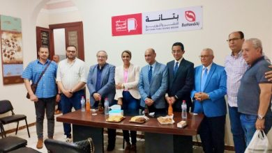 المجلس العربي يهنئ الدكتور محمد عزام بصدور كتابه "خصمان وصديقان.. البشر وتكنولوجيا المعلومات"