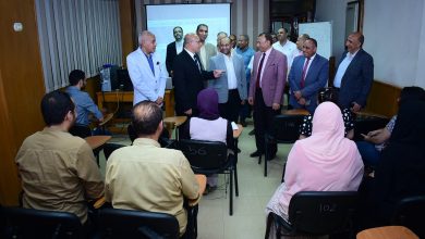 رئيس جامعة سوهاج يتفقد أولي المحاضرات النظرية بكلية الدراسات العليا والبحوث البيئية