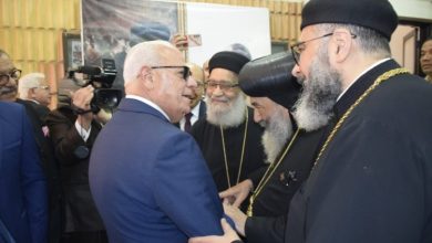محافظ بورسعيد يشهد مراسم احتفال « الكاتدرائية» بعيد القيامة المجيد