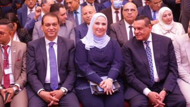 وزيرة التضامن الاجتماعي تزور الكنيسة الإنجيلية.. وتهنئ الطائفة الإنجيلية بمناسبة عيد القيامة المجيد