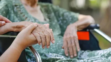 اليوم العالمي للتوعية بشأن إساءة معاملة كبار السن لعام 2024: ضمان سلامة كبار السن في حالات الطوارئ