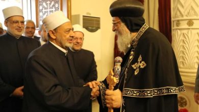 البابا تواضروس الثاني يهنئ شيخ الأزهر بقرب حلول عيد الأضحى المبارك