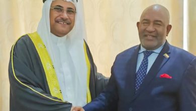 رئيس البرلمان العربي يؤكد دعم جهود التنمية بجمهورية القمر المتحدة