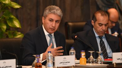  وزير السياحة والآثار يشارك في الاجتماع الرابع للجنة البرلمانية المعنية بدراسة برنامج الحكومة الجديدة