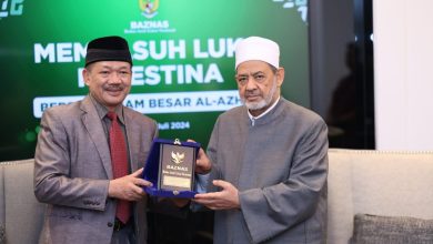 «هيئة الزكاة الإندونيسية» تقدم مساعدات إنسانية لـ«بيت الزكاة والصدقات» بـ100 مليون جنيه لإغاثة غزة