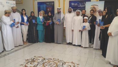 سفيرة الأمنيات.. منى المنصوري تحصل على جواز السفر الفخري "جنسيتي إنسان"