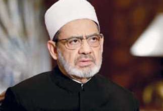 أنباء عن وصول الإمام الأكبر من أذربيجان إلى مطار الأقصر بعد نصف ساعة لحضور عزاء شقيقته الكبرى