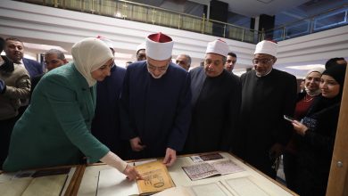 على هامش احتفال الأزهر بيوم اللغة العربية..الضويني يفتتح معرضا للفنون التشكيلية والخط العربي